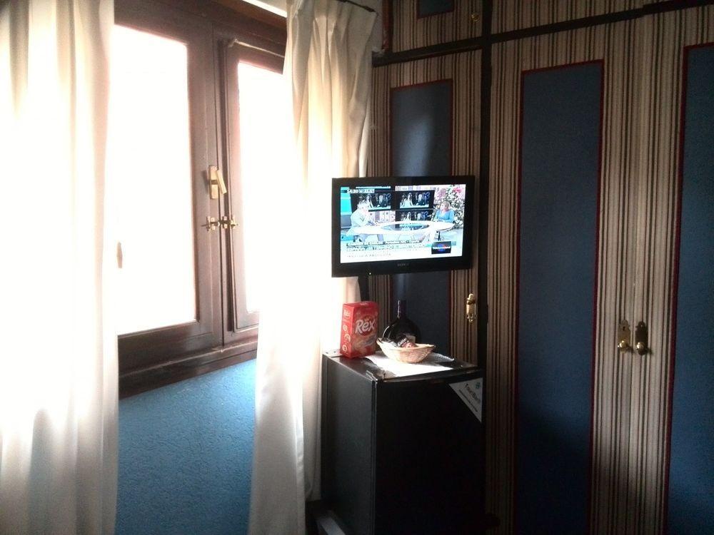 Susana Just Boutique Hotel Vicente López Kültér fotó